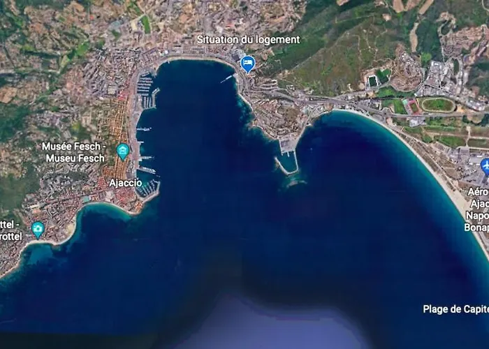 Magnifique Avec Balcon Vue à L'entrée D'ajaccio
