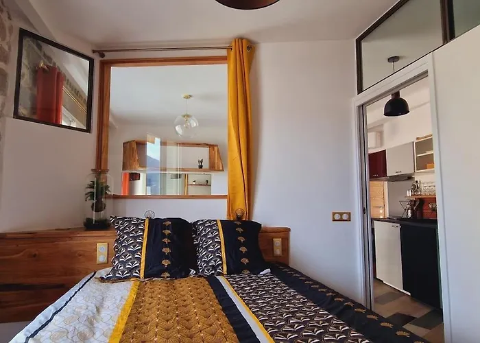 Magnifique Avec Balcon Vue A L'entree D'ajaccio * 阿雅克肖