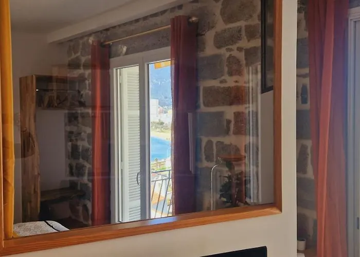 Magnifique Avec Balcon Vue A L'entree D'ajaccio