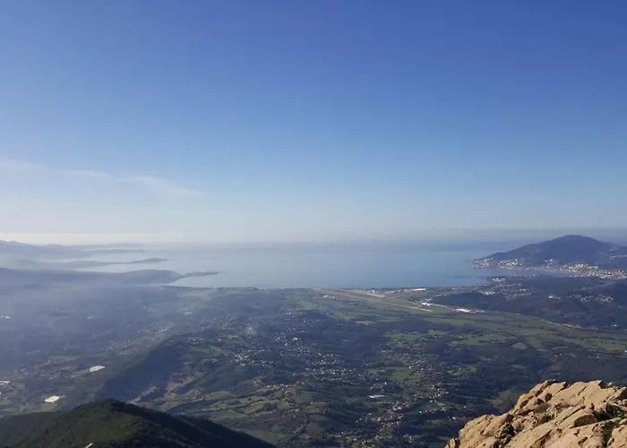 Magnifique Avec Balcon Vue A L'entree D'ajaccio *